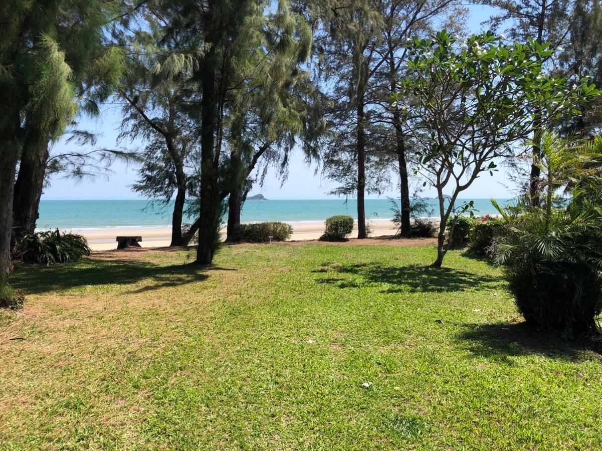 Seapine Beach Golf And Resort Hua Hin Ban Khao Takiap Экстерьер фото