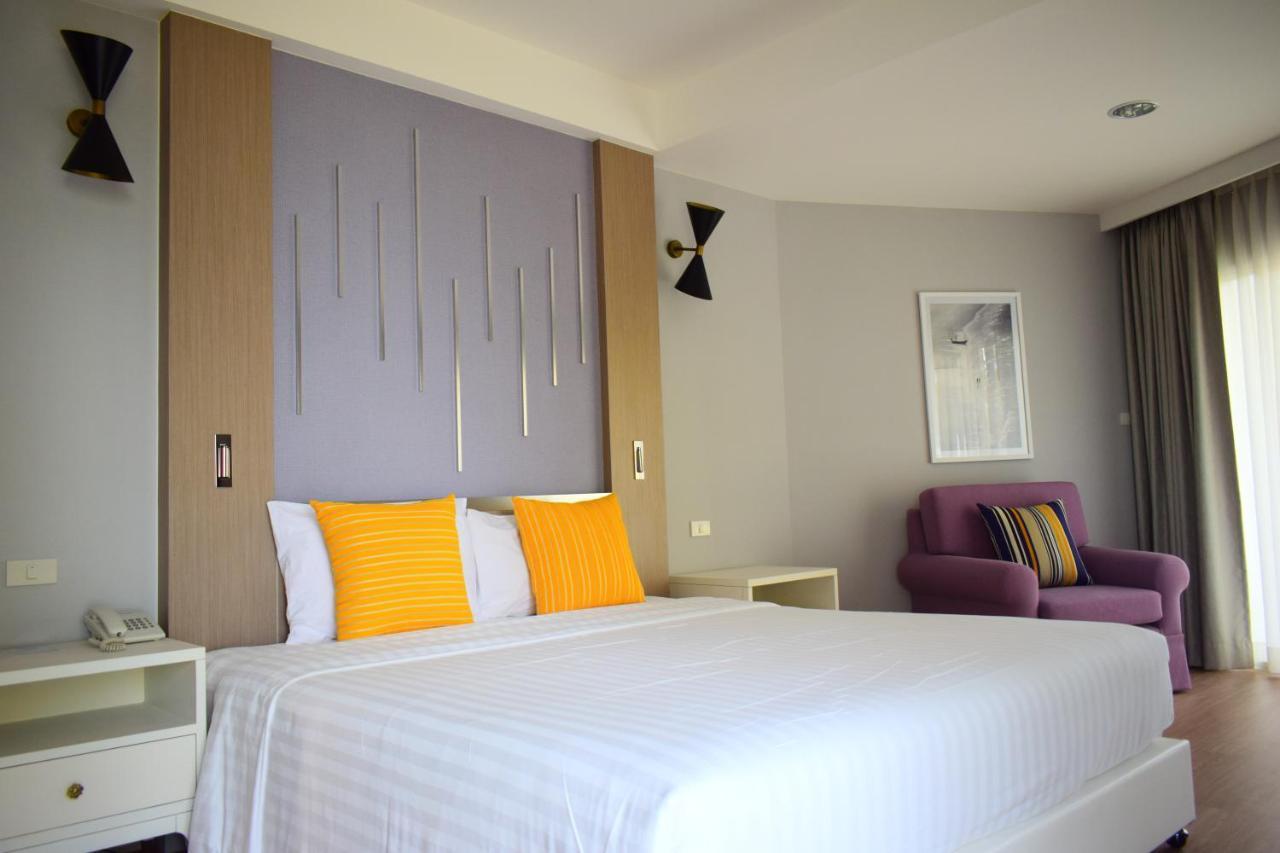 Seapine Beach Golf And Resort Hua Hin Ban Khao Takiap Экстерьер фото